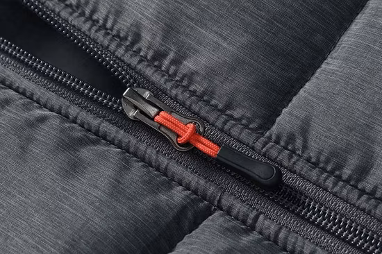 プロフェッショナルOEMメンズユーティリティボディウォーマー襟ノースリーブキルティングパッドフェイクダウンベストカジュアルジレ